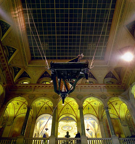 Photo by Kurt Härting • www.headrooms.net