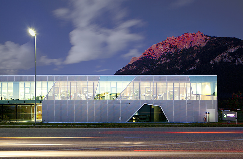 Photo by Kurt Härting • www.headrooms.net